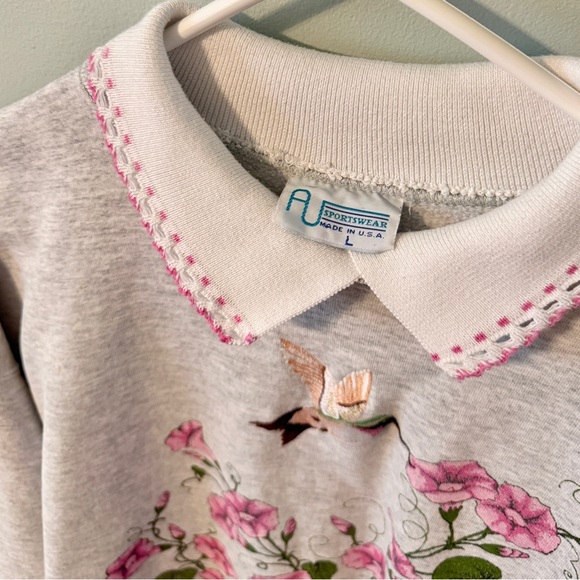 Vintage 90s Grandma Sweatshirt Embroidered Hummingbird And Flowers Made In USA - Picture 4 of 5
